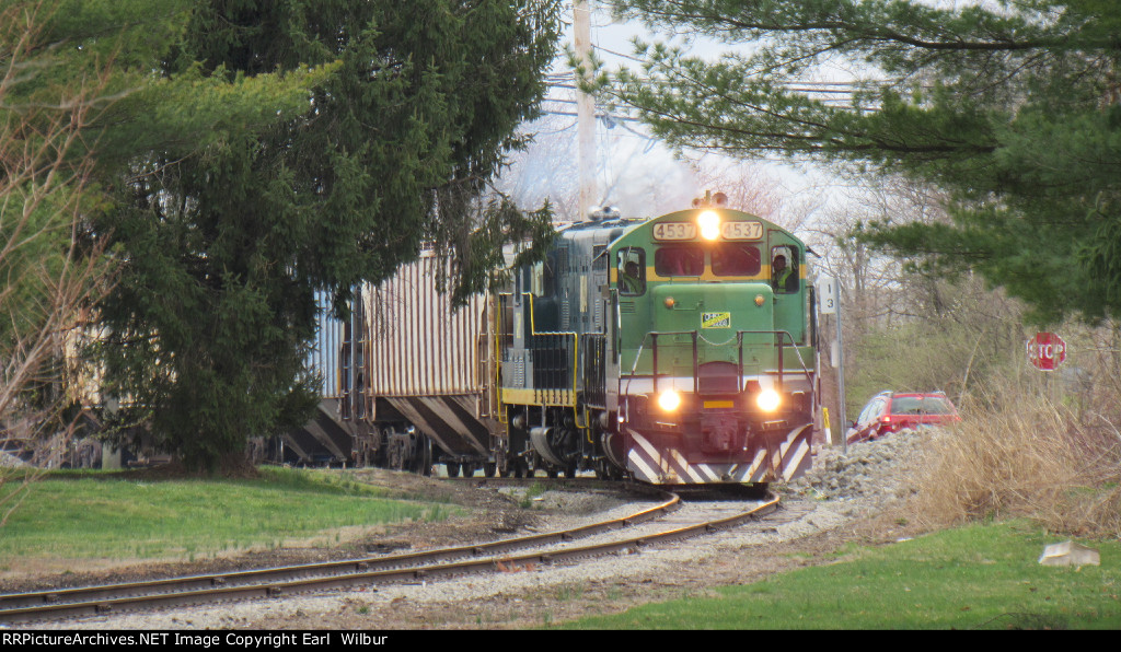 Ohio South Central Railroad (OSCR) 4537